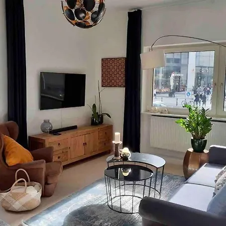 Home In The Heart Of Mannheim, Long Stay & Remote Work, Netflix, Fast Wifi 아파트